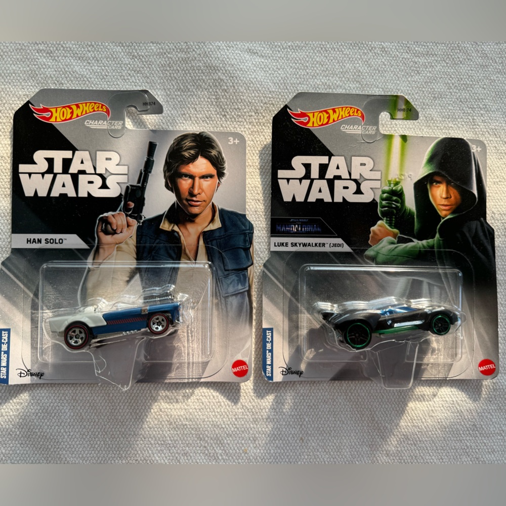 Star Wars Hot Wheels cars - set of 2
